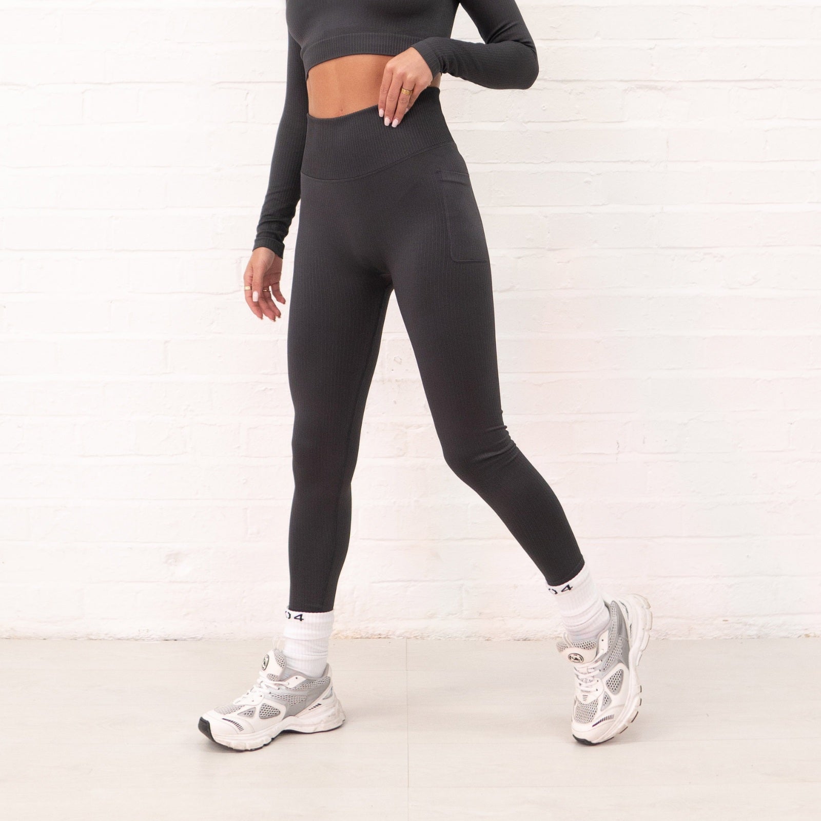 304 Womens Ribbed Seamless 3D Fit Legging Charcoal
