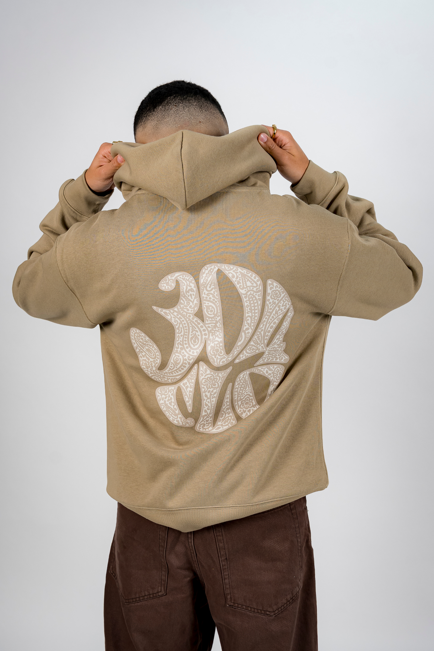 304 Clo Hood Sand