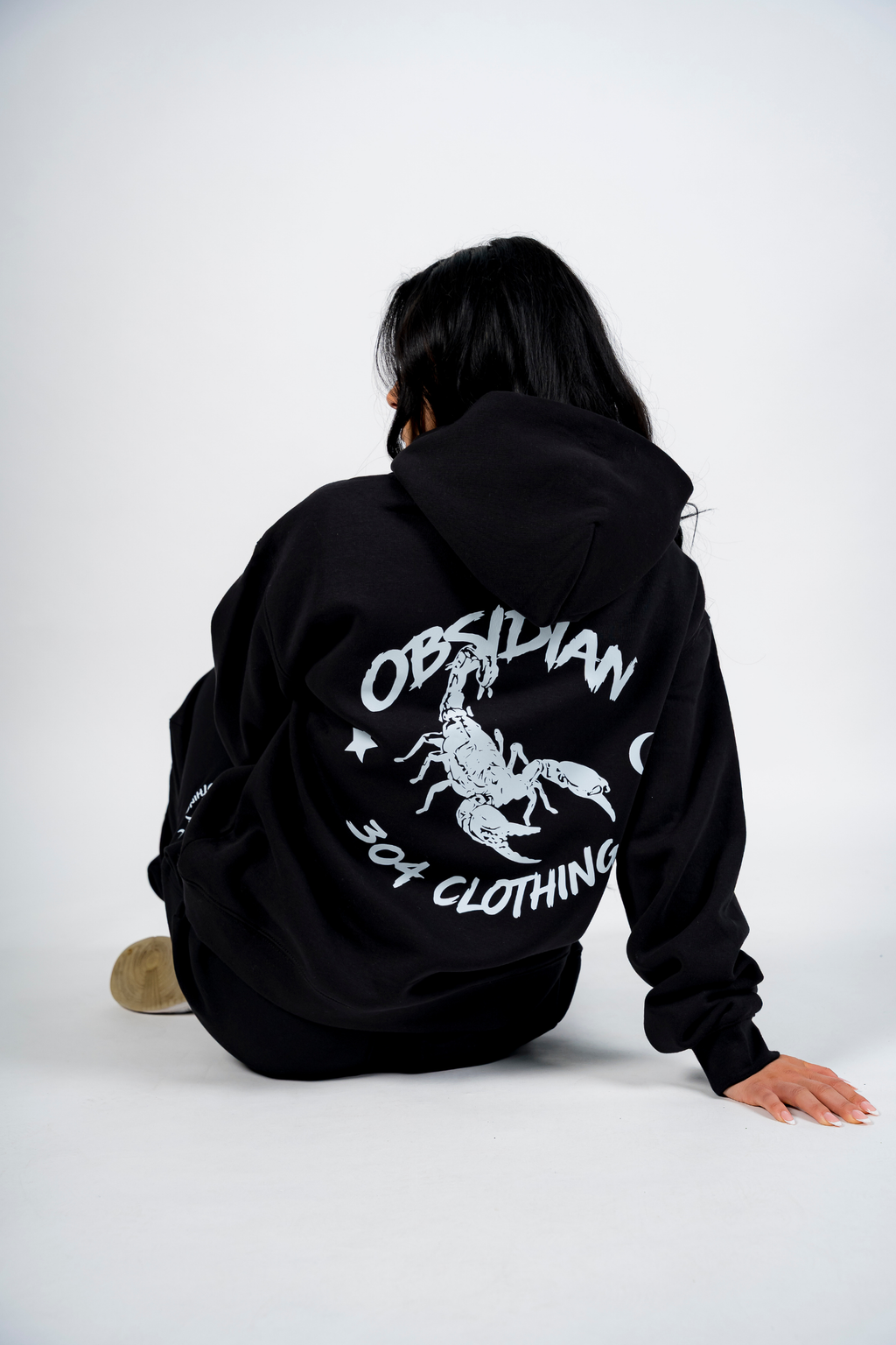 Obsidian Hood Black